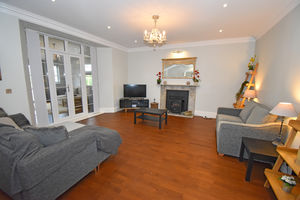 - click for photo gallery